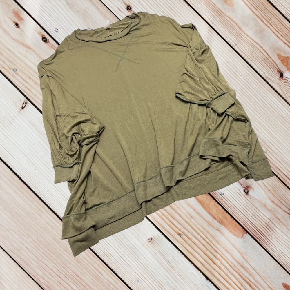 We The Free XS moss green very oversized rayon spandex long sleeve tunic top